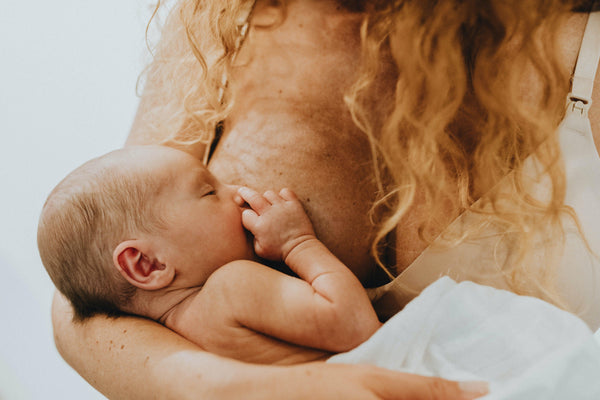 Product essentials you need to successfully breastfeed - Mama Care